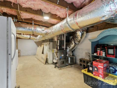 407 Terrell Drive Bakersville NC 28705