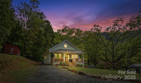 407 Terrell Drive Bakersville NC 28705