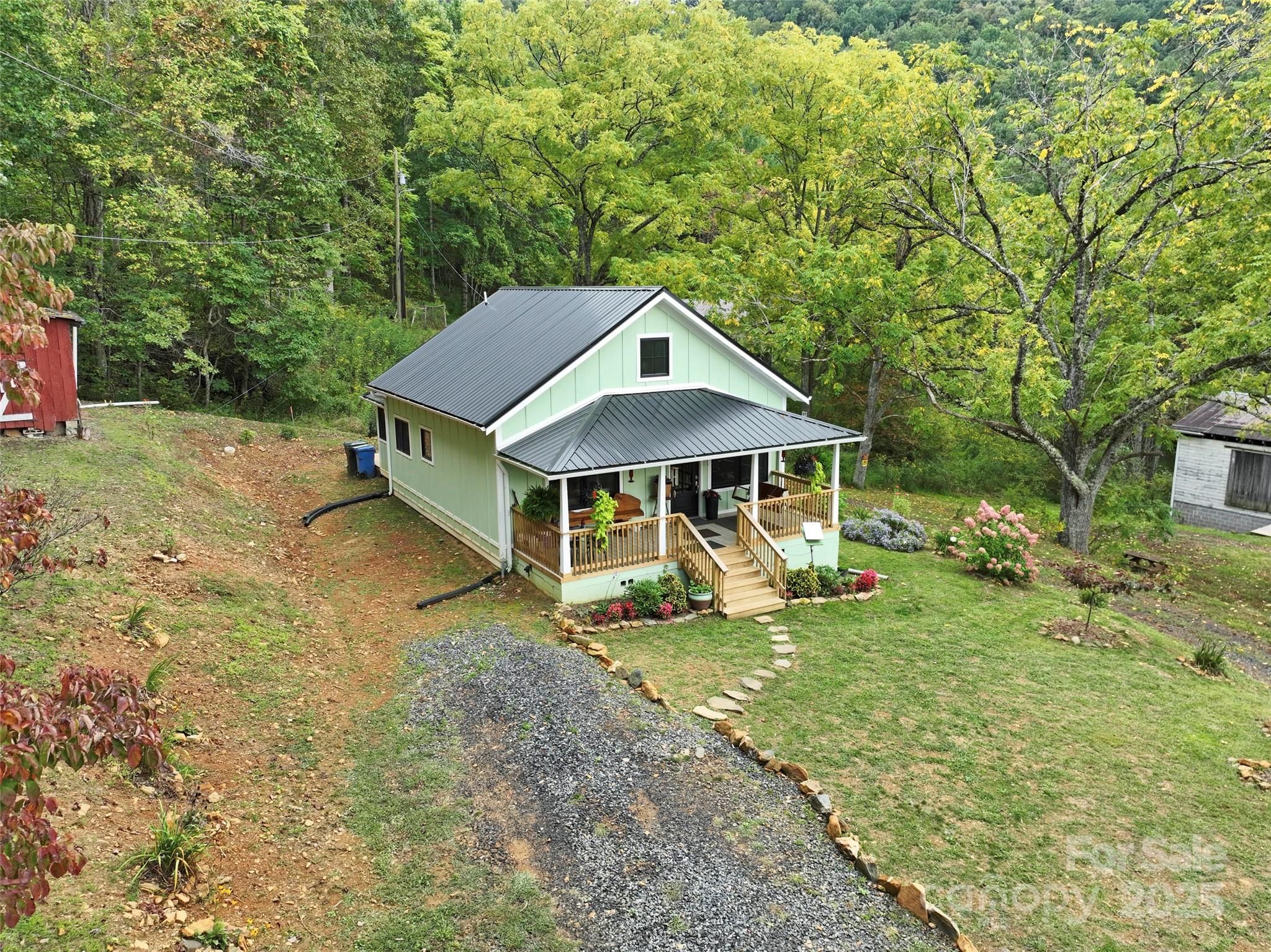 407 Terrell Drive Bakersville NC 28705
