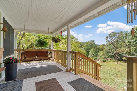 407 Terrell Drive Bakersville NC 28705