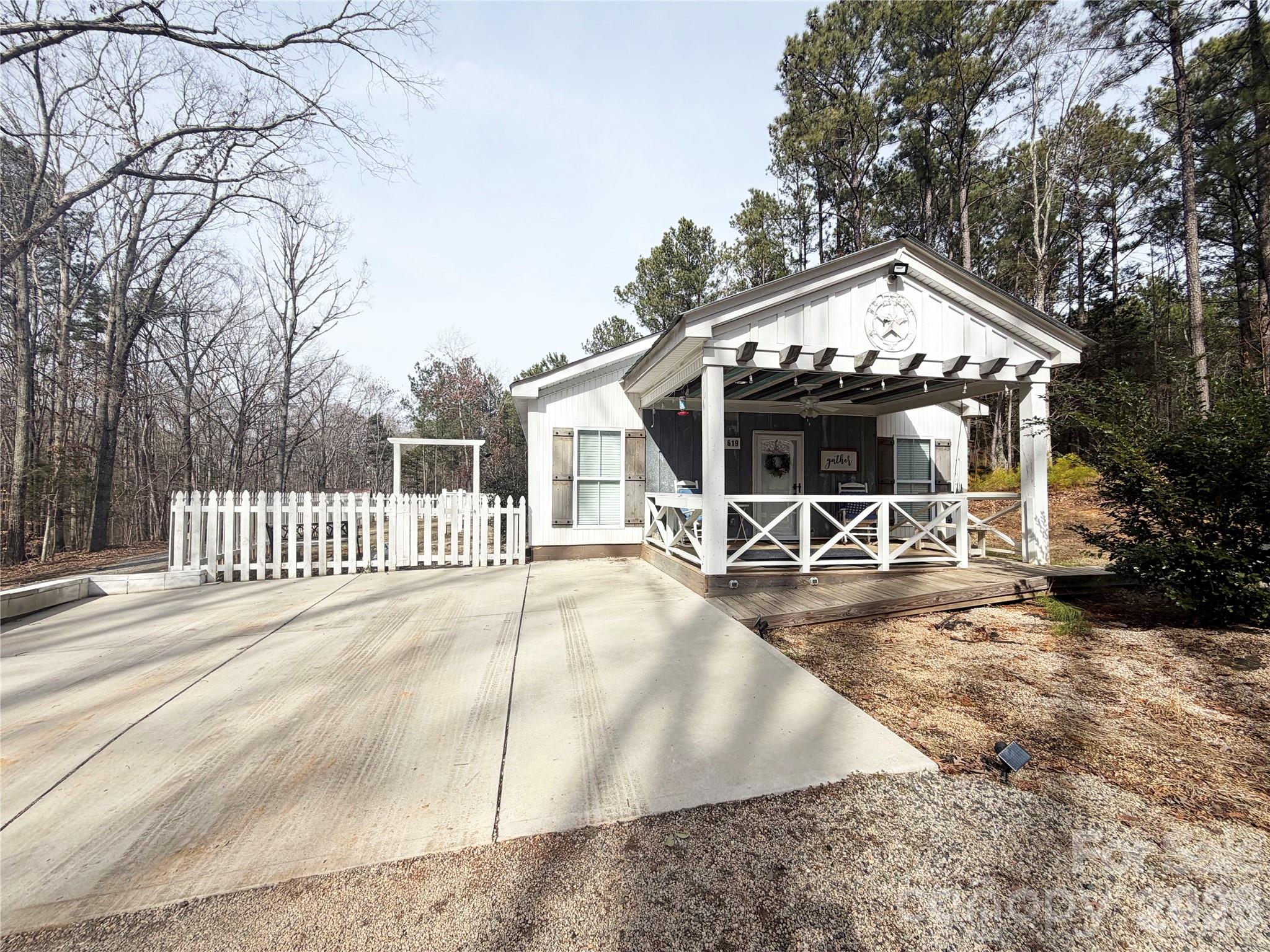 619 Hubbard Drive Lancaster SC 29720