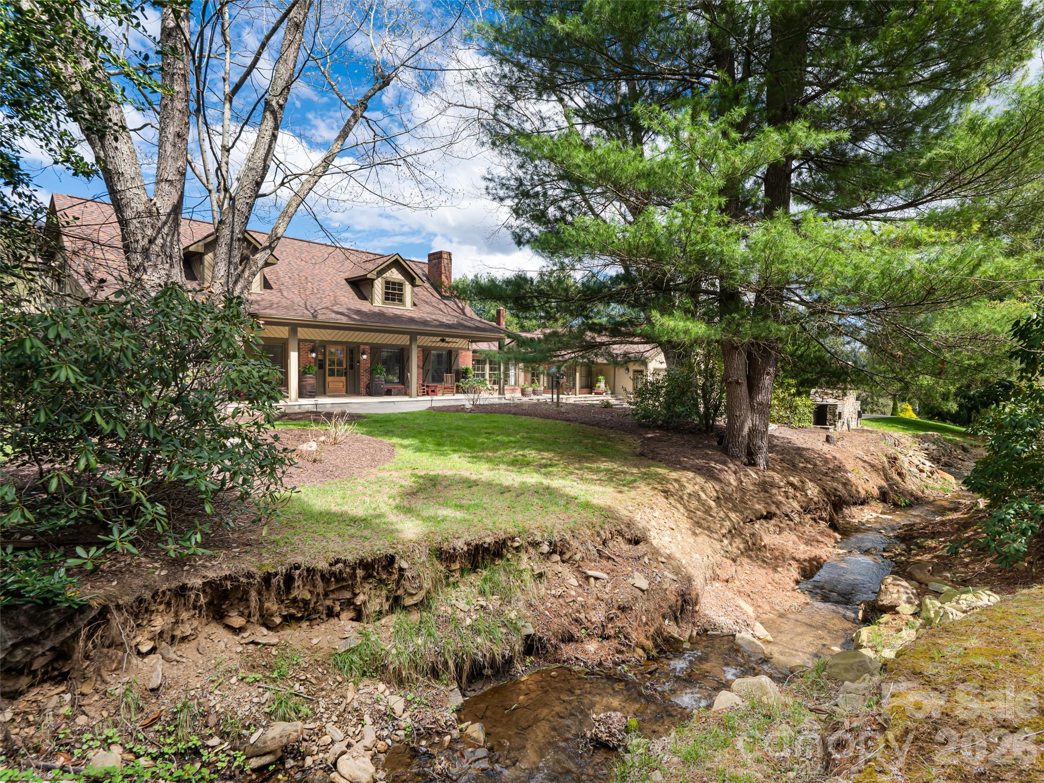 356 Curtis Creek Road Candler NC 28715