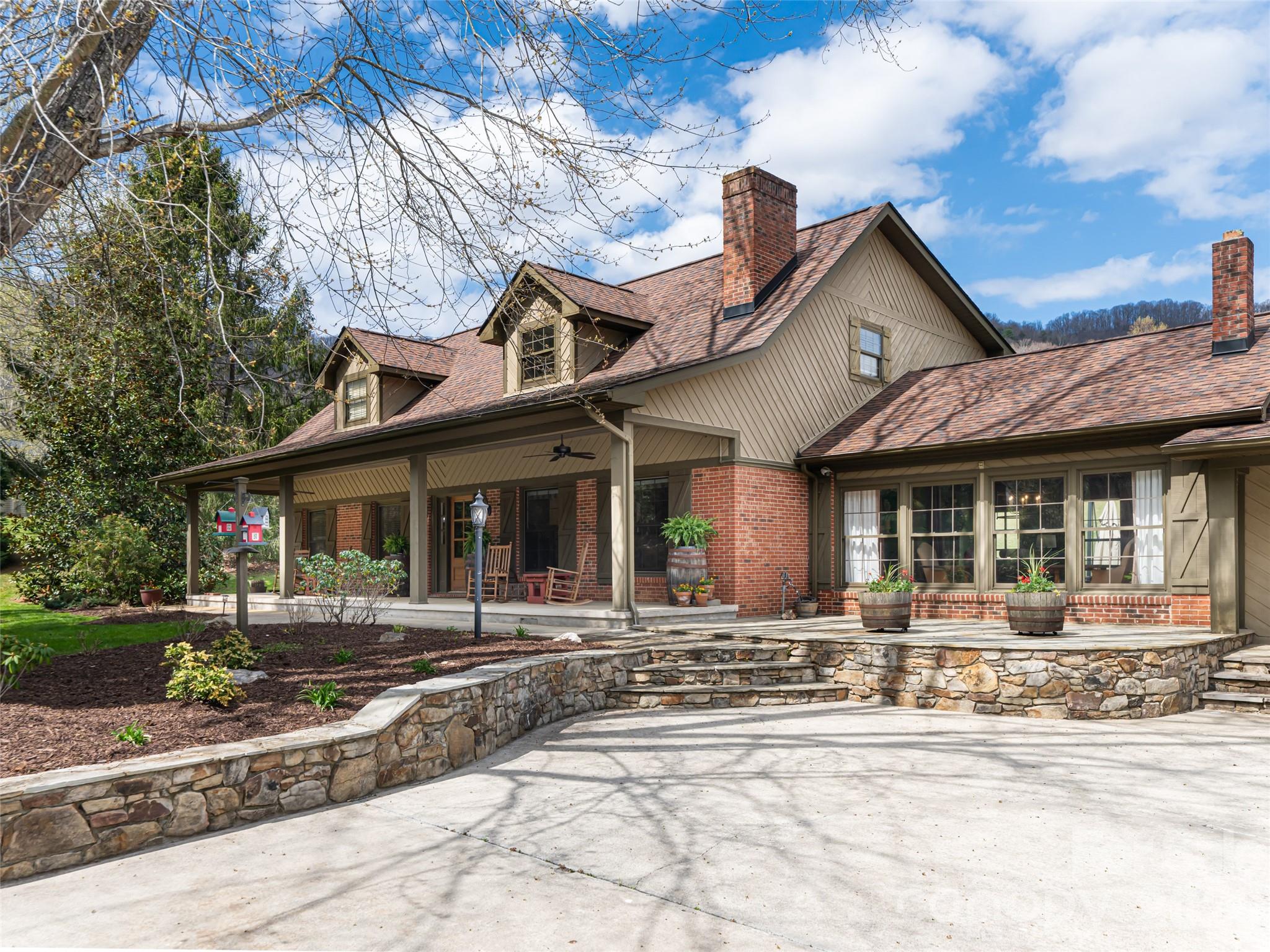 356 Curtis Creek Road Candler NC 28715