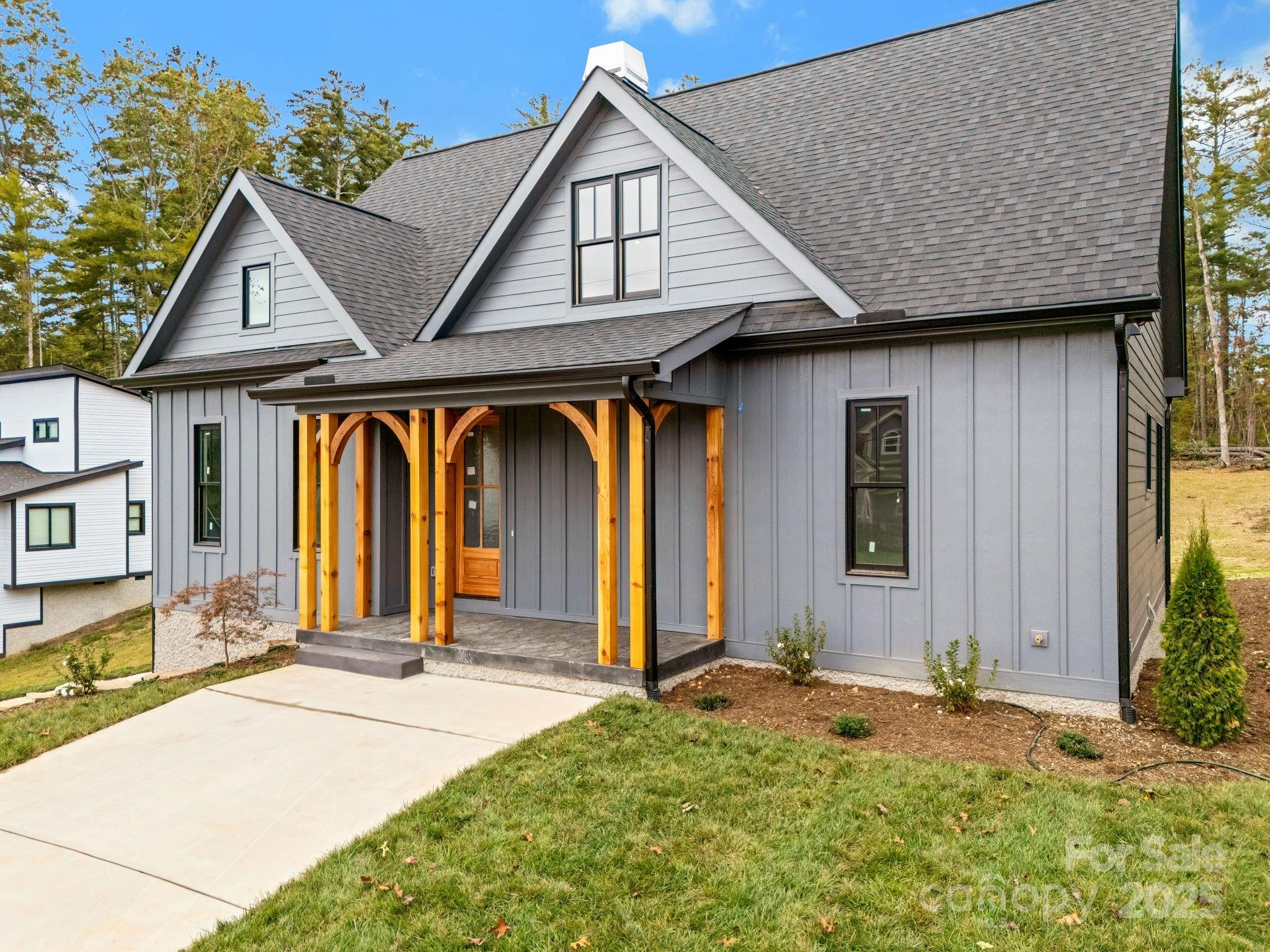 25 Reta Road Fairview NC 28730