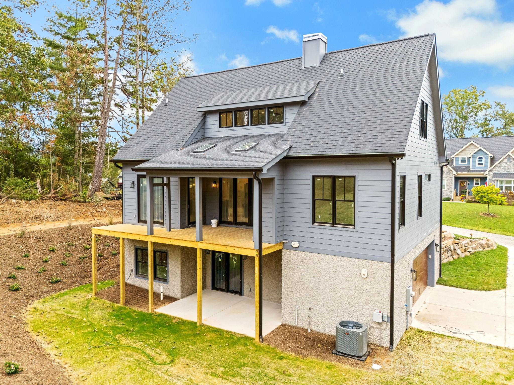 25 Reta Road Fairview NC 28730