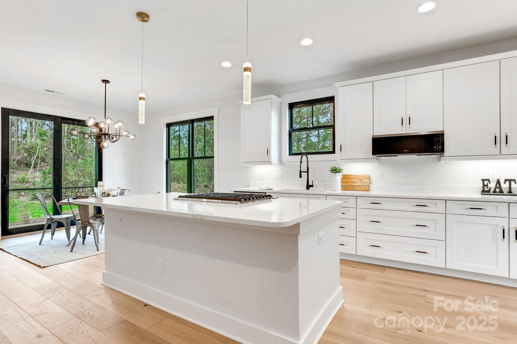 25 Reta Road Fairview NC 28730