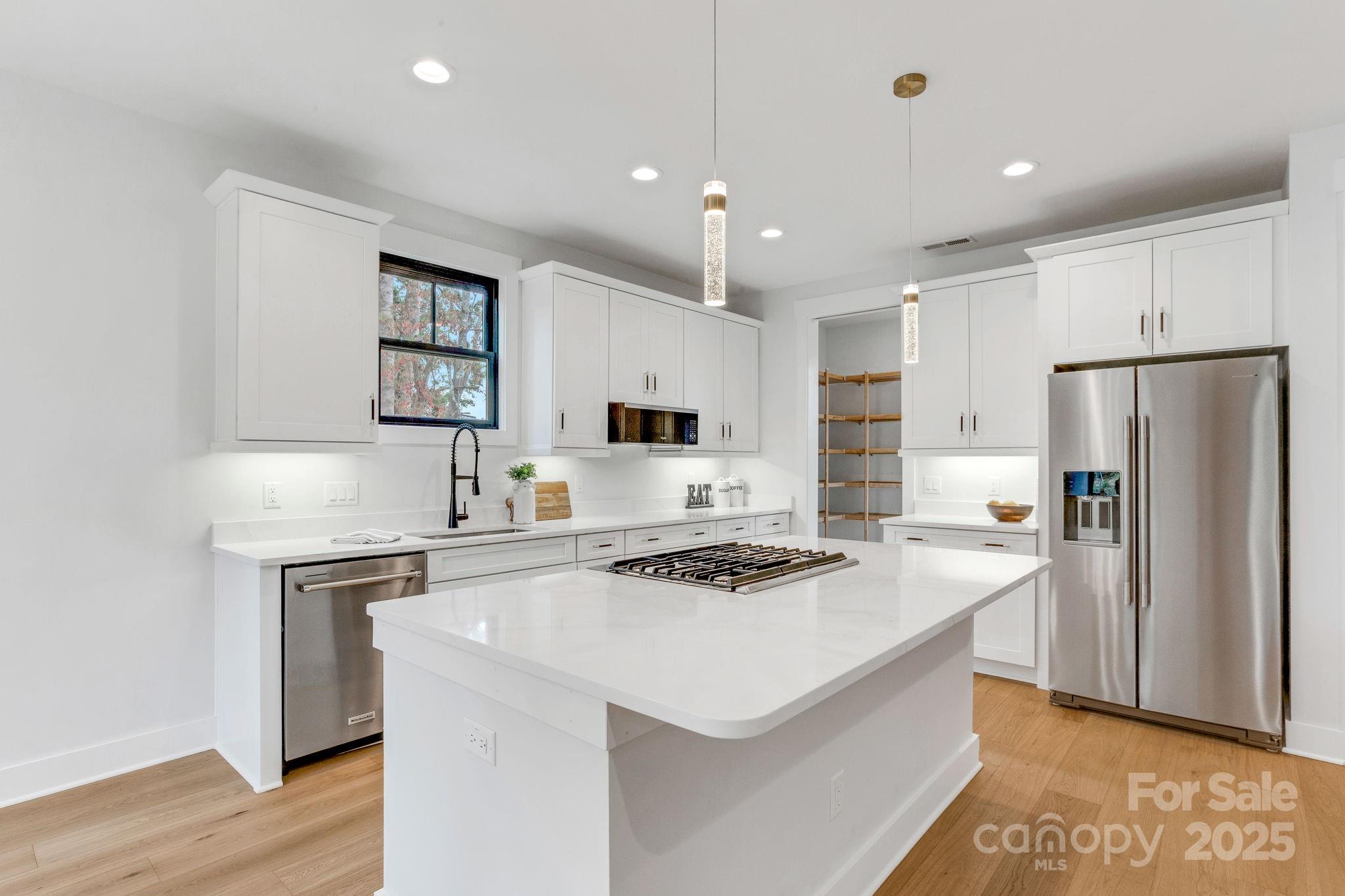 25 Reta Road Fairview NC 28730