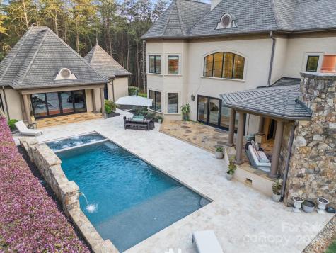 9044 Island Point Road Charlotte NC 28278