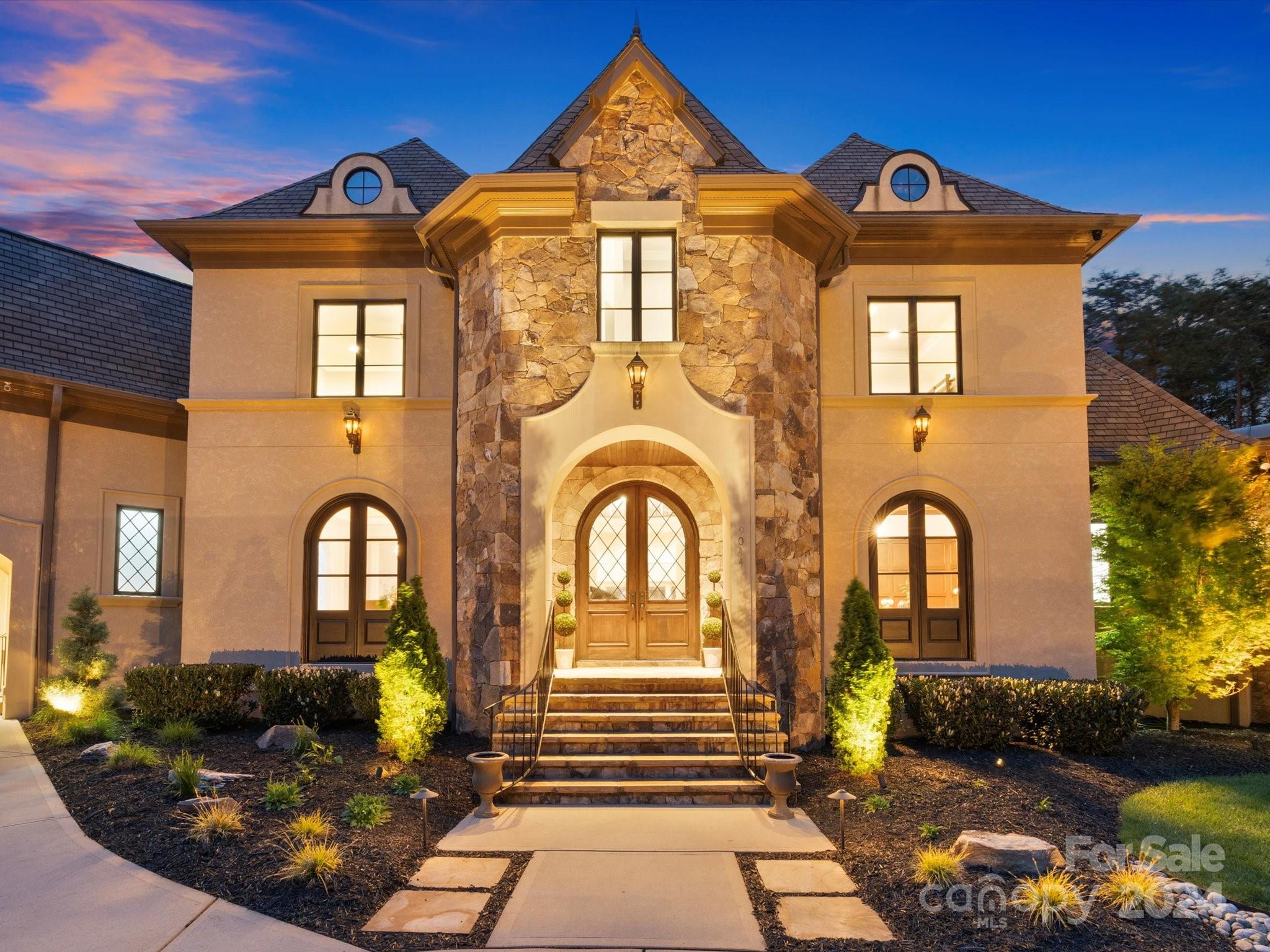 9044 Island Point Road Charlotte NC 28278