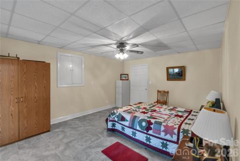 2207 Peninsula Avenue Shelby NC 28150