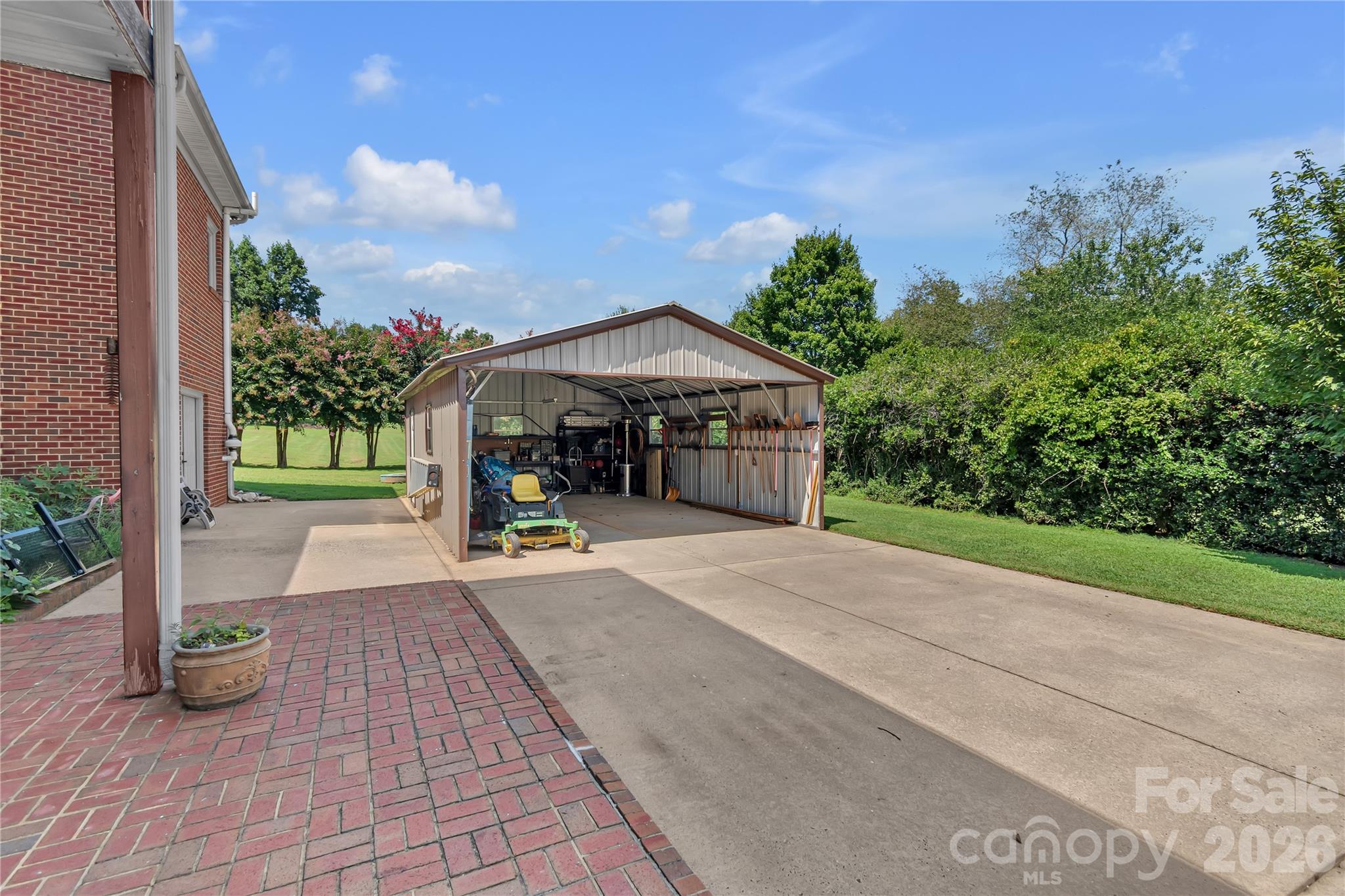 2207 Peninsula Avenue Shelby NC 28150