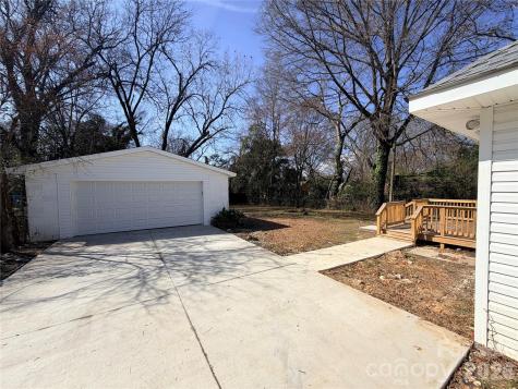 308 N Catawba Street Lancaster SC 29720