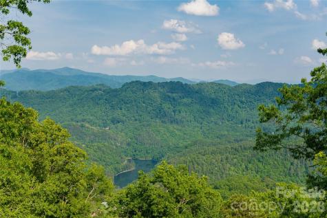 532 Tsali Crossing N Bryson City NC 28713