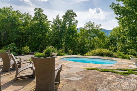 532 Tsali Crossing N Bryson City NC 28713