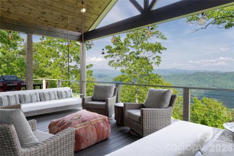 532 Tsali Crossing N Bryson City NC 28713