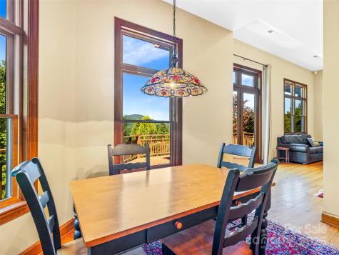 1341 Double Knob Drive Arden NC 28704