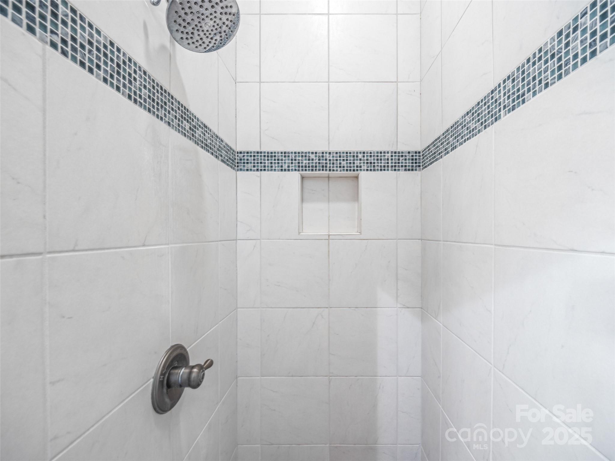 1341 Double Knob Drive Arden NC 28704