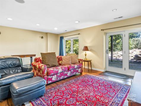 1341 Double Knob Drive Arden NC 28704