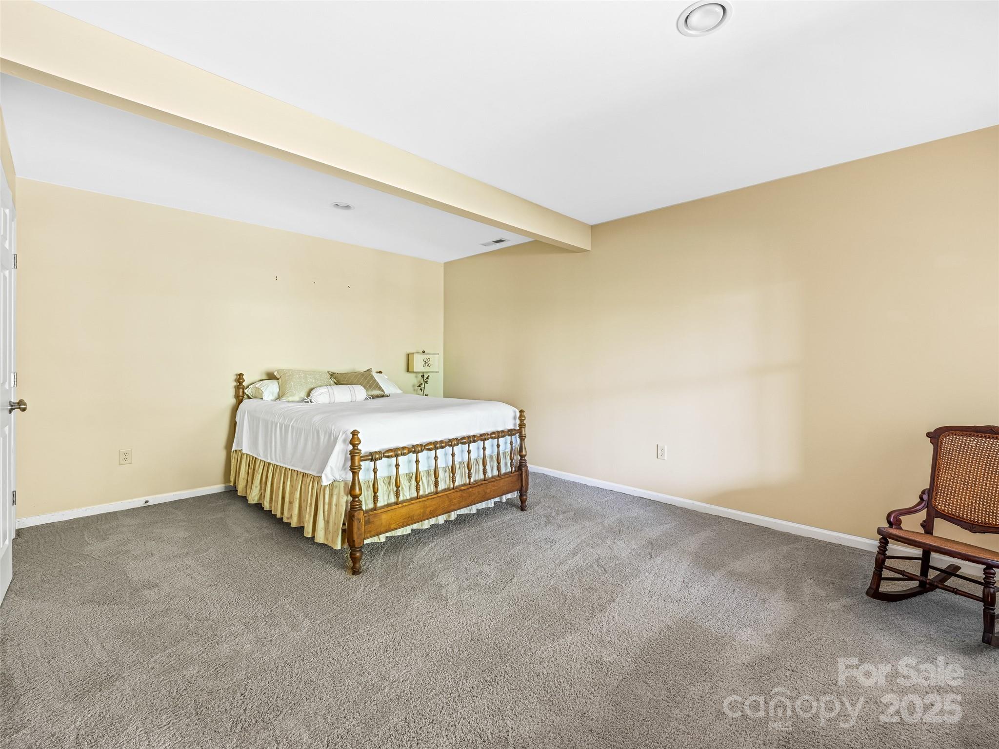 1341 Double Knob Drive Arden NC 28704