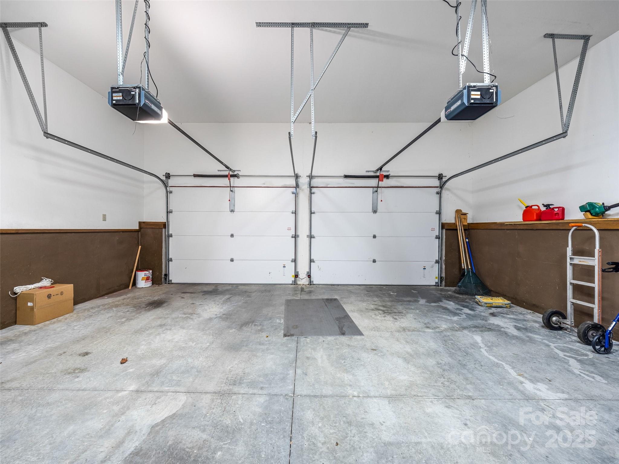 1341 Double Knob Drive Arden NC 28704