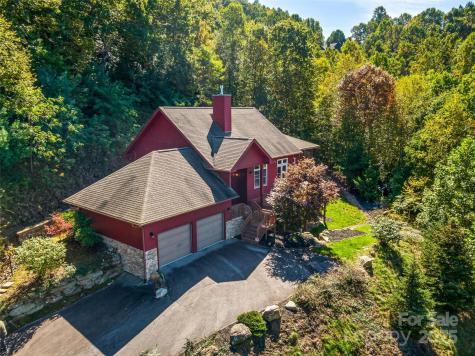 1341 Double Knob Drive Arden NC 28704