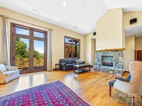 1341 Double Knob Drive Arden NC 28704