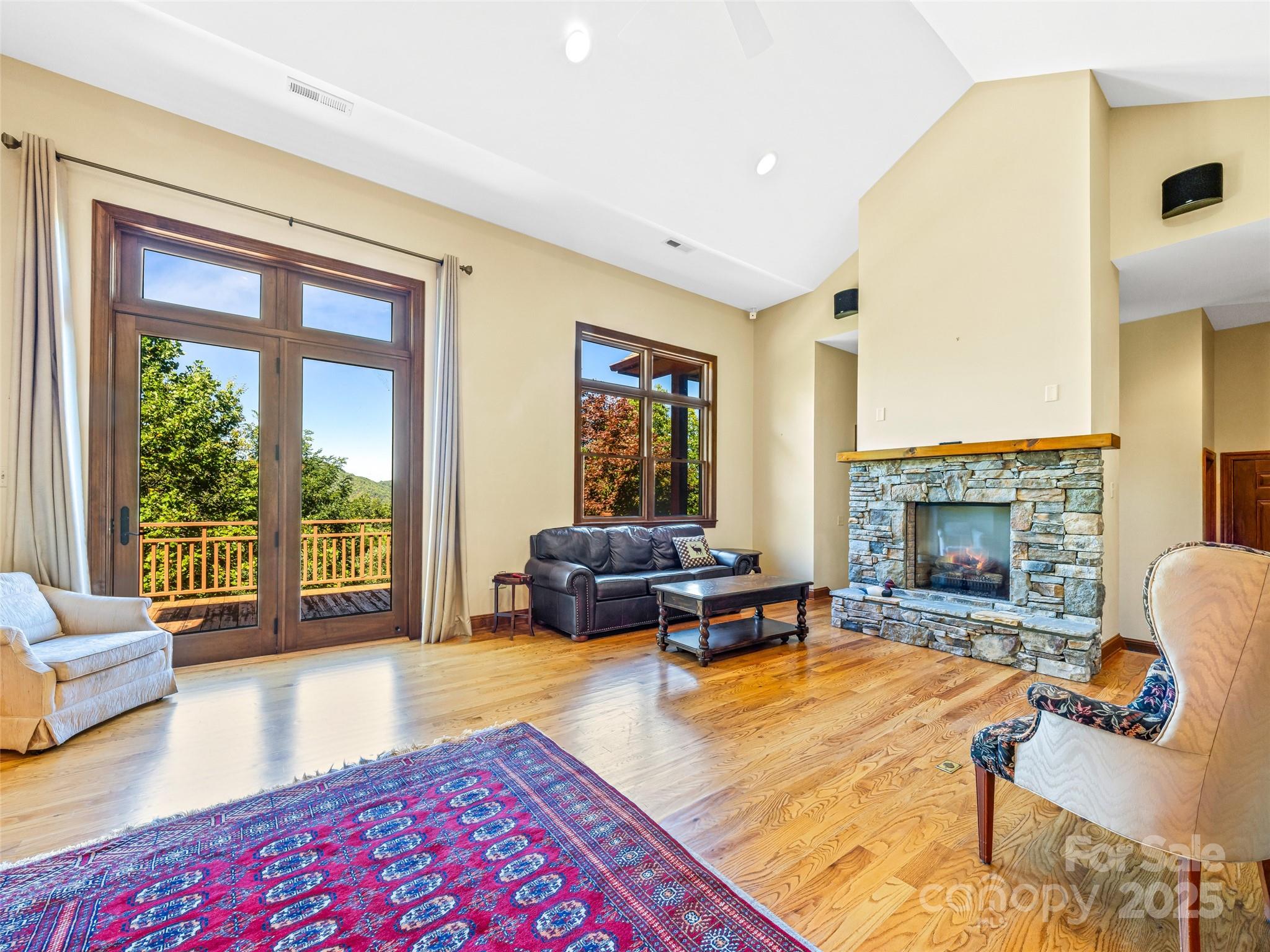 1341 Double Knob Drive Arden NC 28704