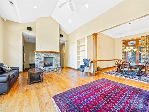 1341 Double Knob Drive Arden NC 28704