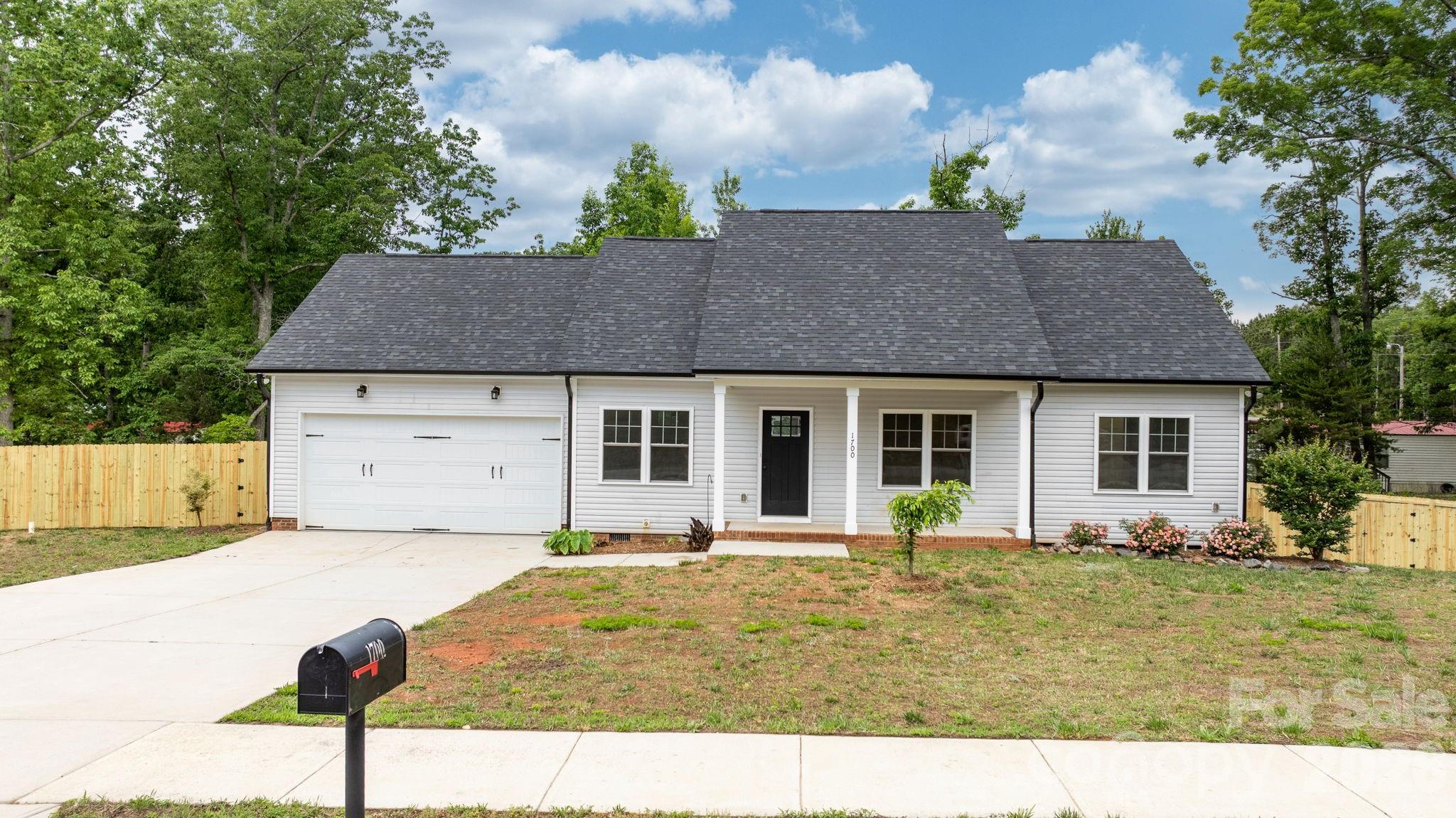 1700 Ivey Court Maiden NC 28650