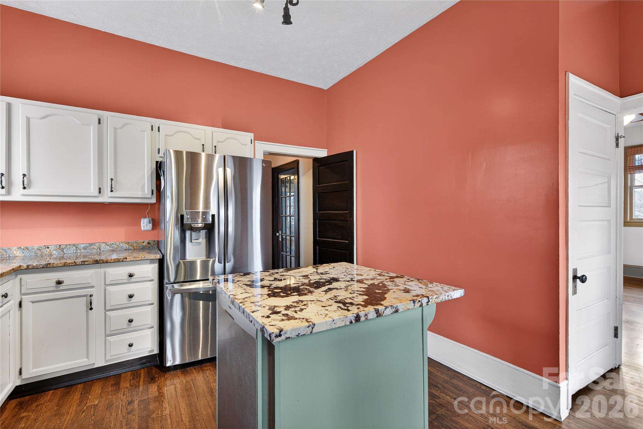 2 Hunt Hill Place Asheville NC 28801