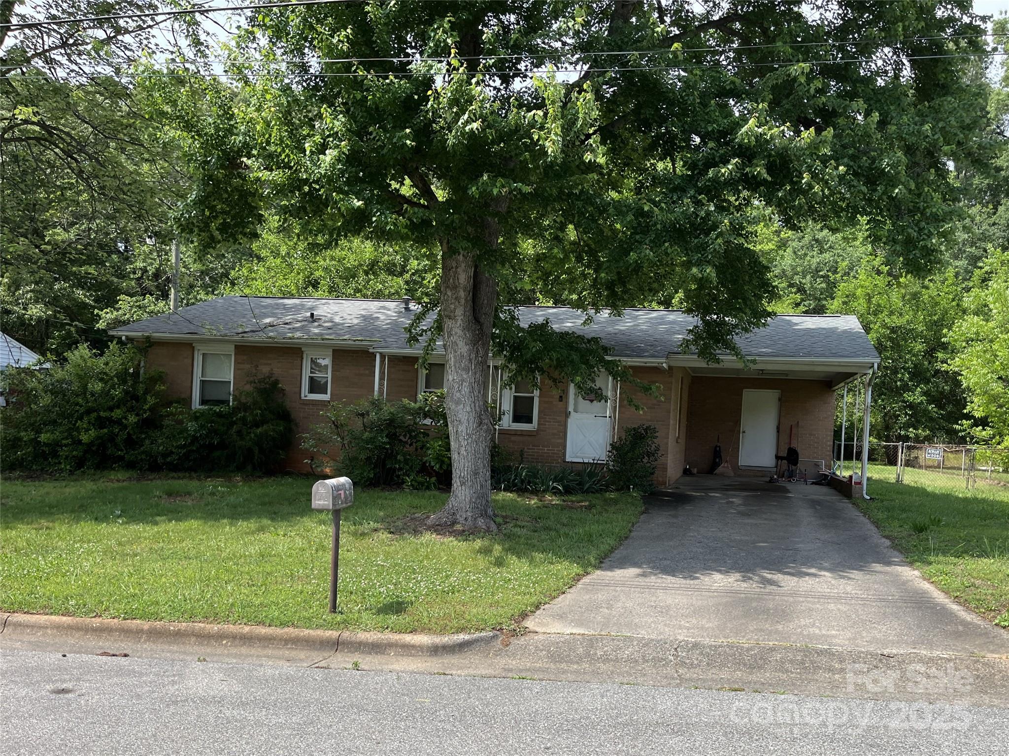 312 Fulton Street Kings Mountain NC 28086