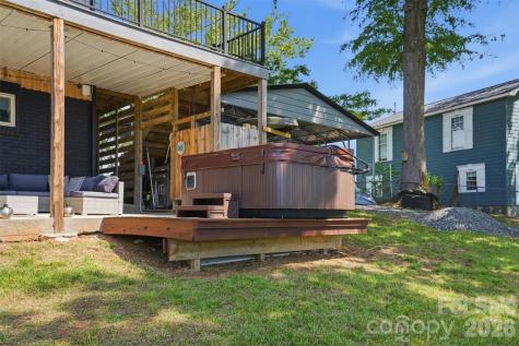 4473 Ridge Street Claremont NC 28610