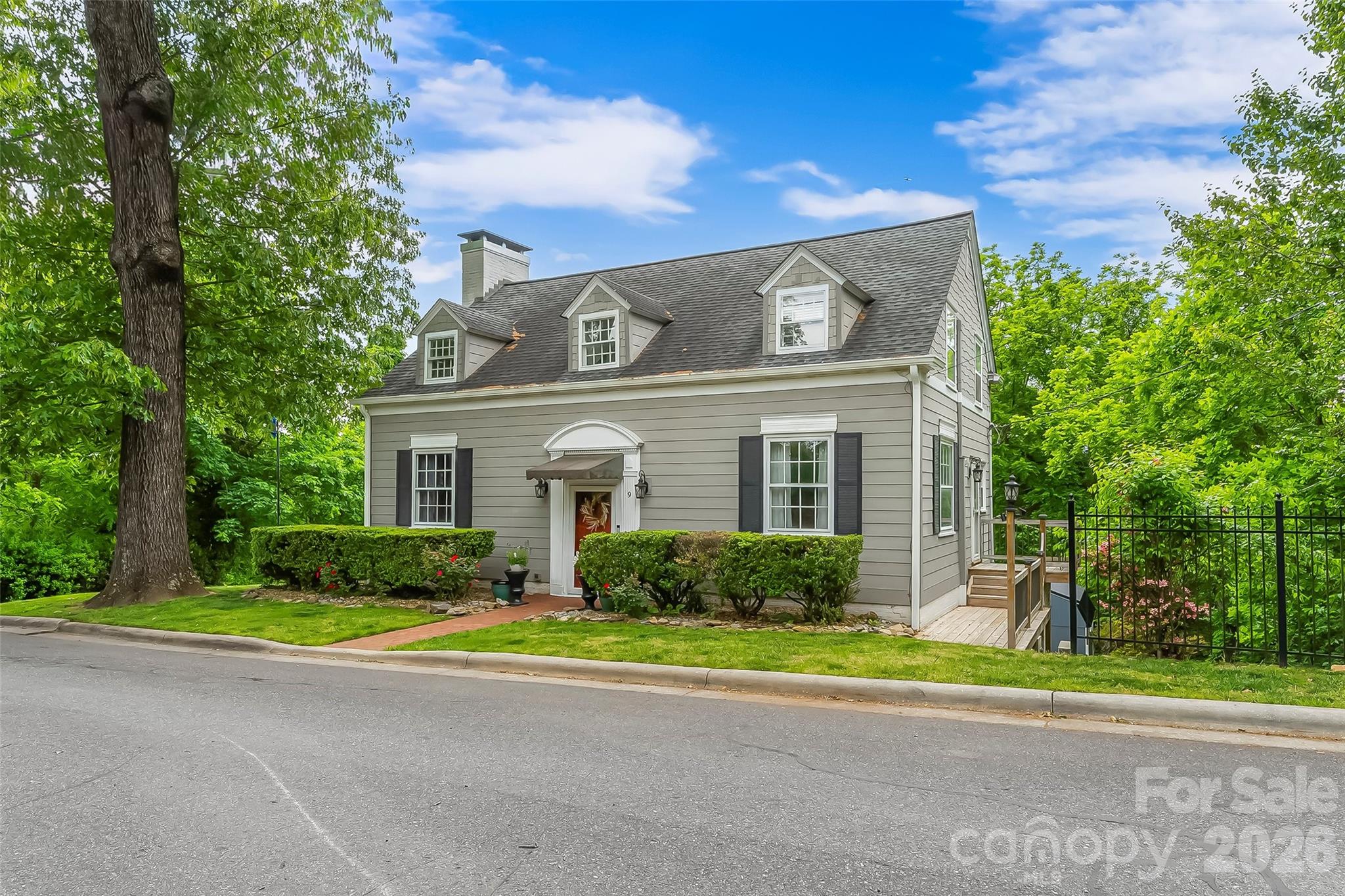 9 Crescent Drive Marion NC 28752