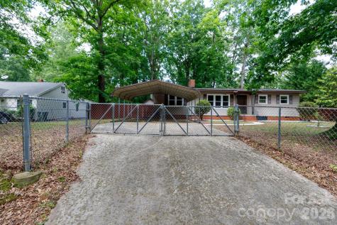 202 Woodlawn Drive York SC 29745