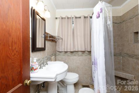 202 Woodlawn Drive York SC 29745