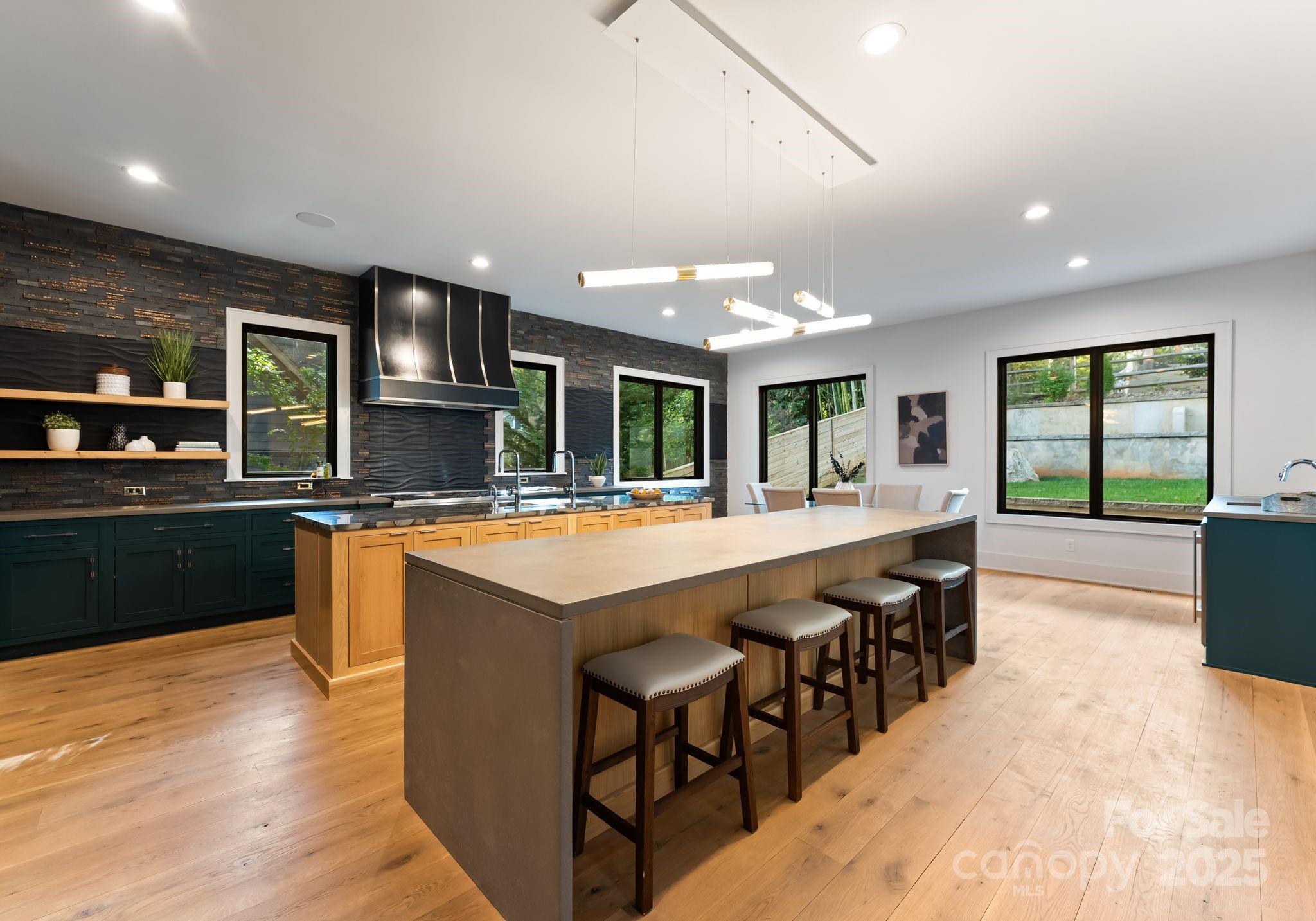 3416 Windsor Drive Charlotte NC 28209