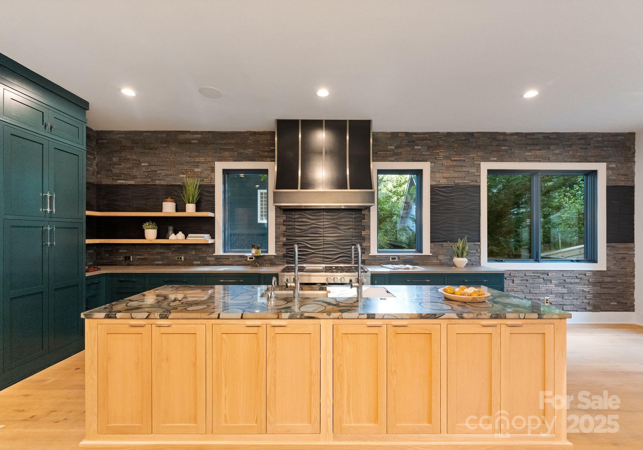 3416 Windsor Drive Charlotte NC 28209