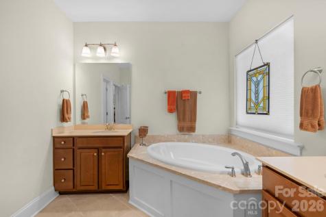 12820 Elkhorn Drive Charlotte NC 28278
