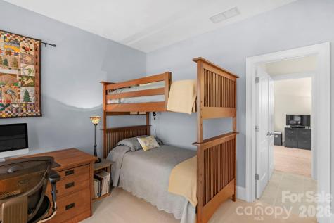 12820 Elkhorn Drive Charlotte NC 28278