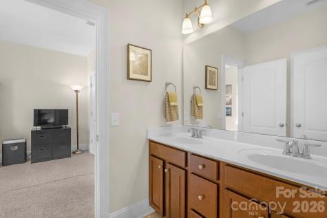 12820 Elkhorn Drive Charlotte NC 28278