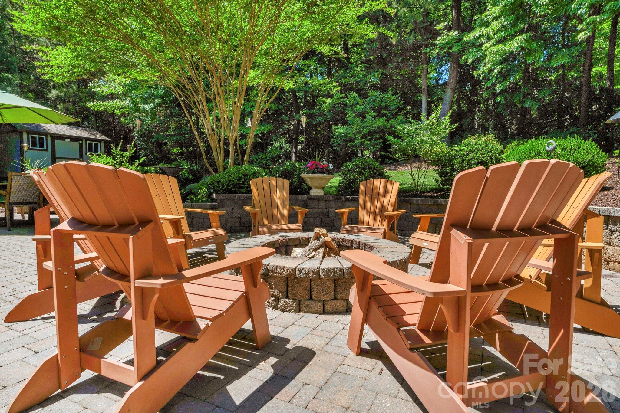 12820 Elkhorn Drive Charlotte NC 28278