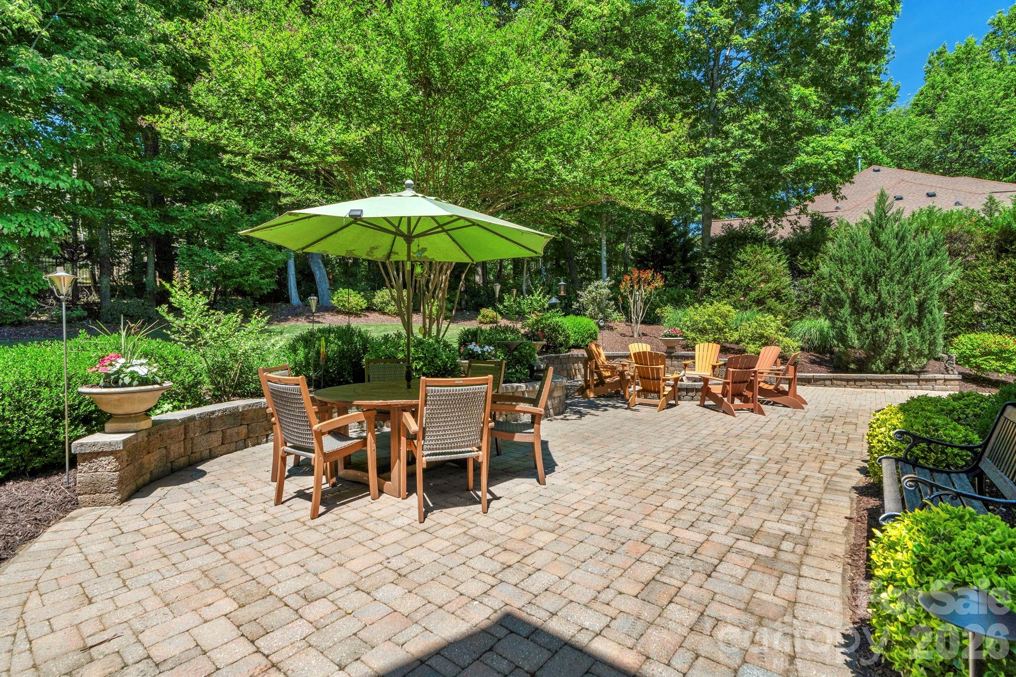 12820 Elkhorn Drive Charlotte NC 28278