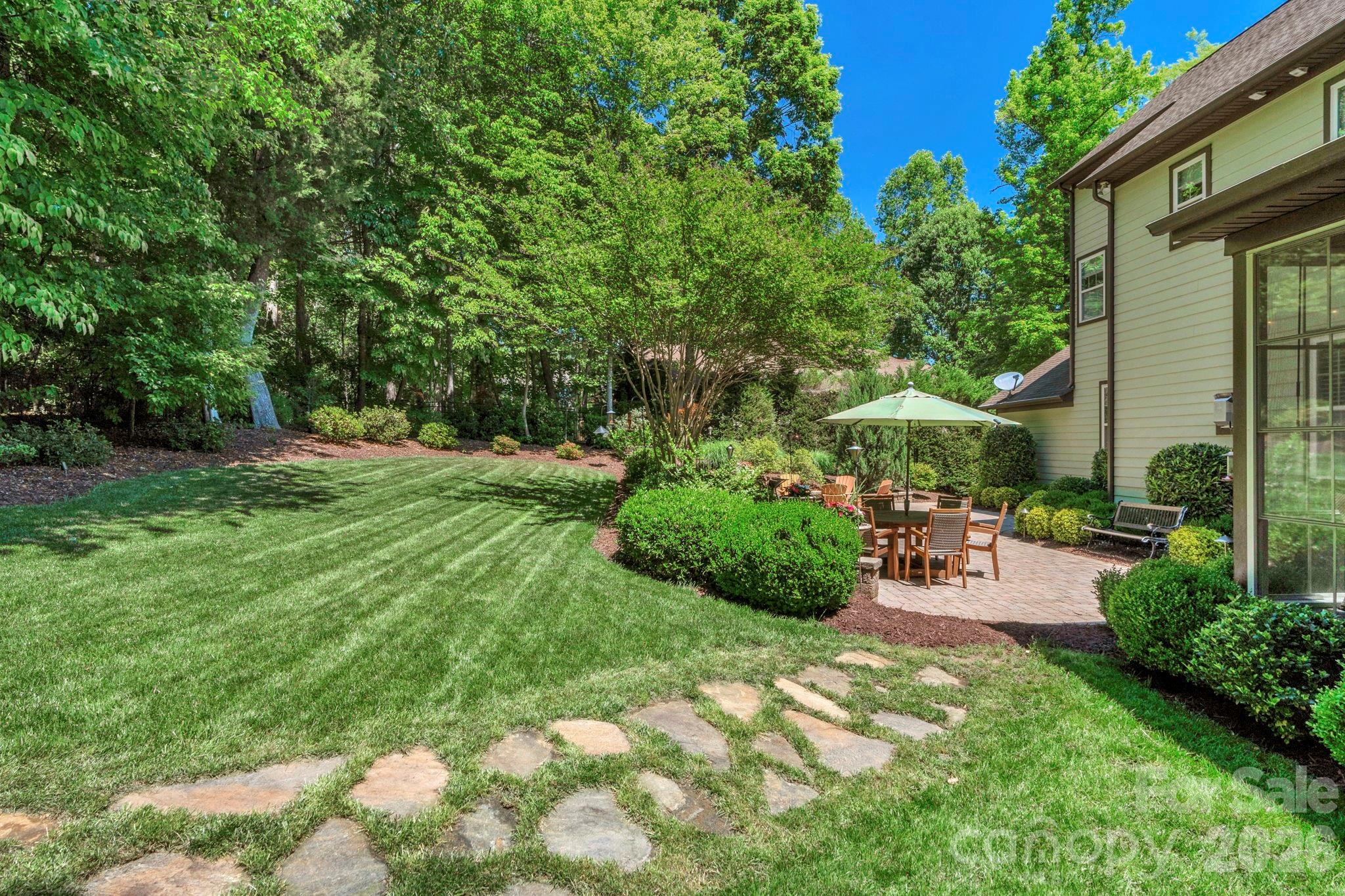 12820 Elkhorn Drive Charlotte NC 28278