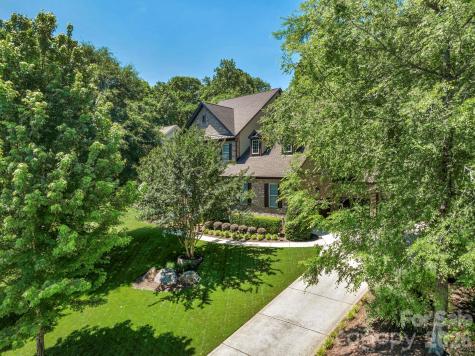 12820 Elkhorn Drive Charlotte NC 28278