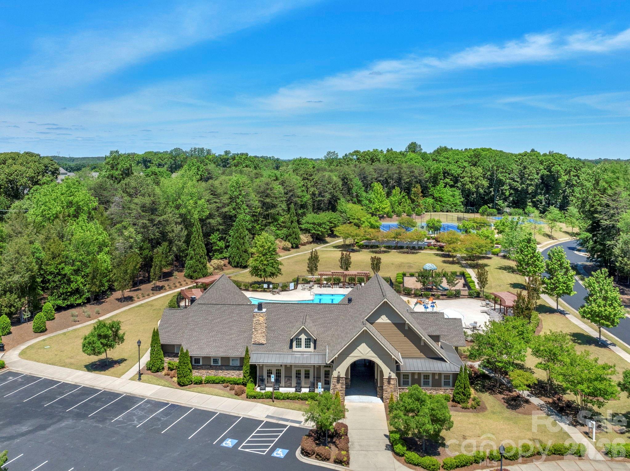 12820 Elkhorn Drive Charlotte NC 28278