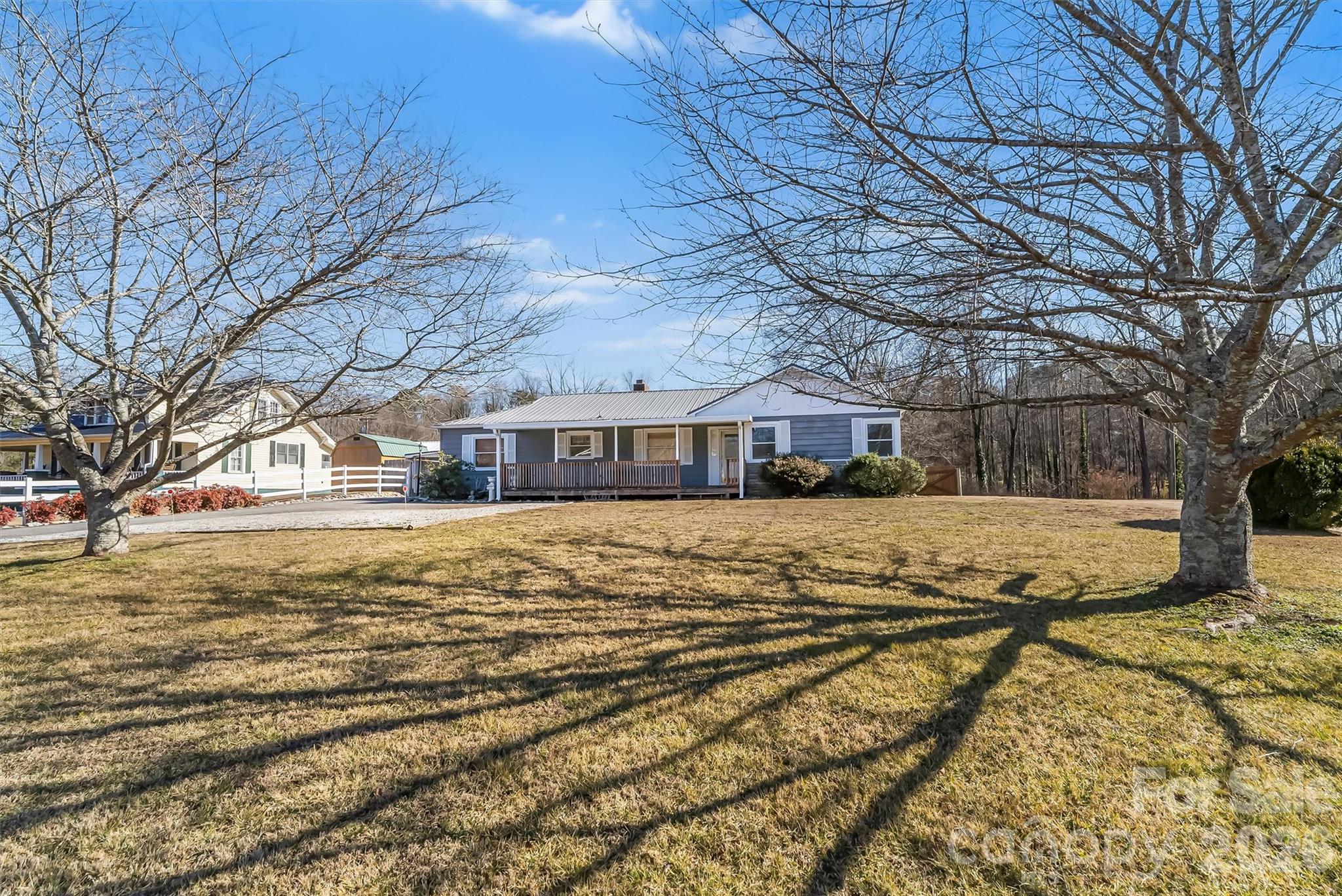 2977 Us Highway 70 W Marion NC 28752