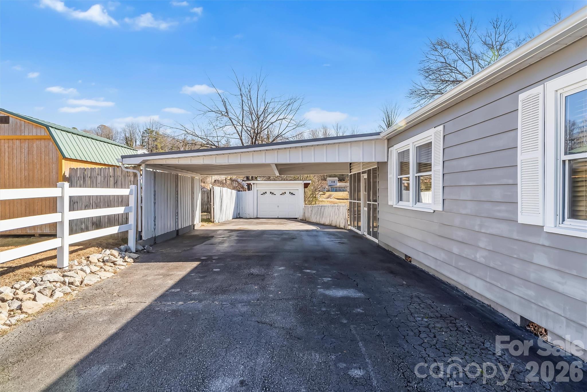 2977 Us Highway 70 W Marion NC 28752