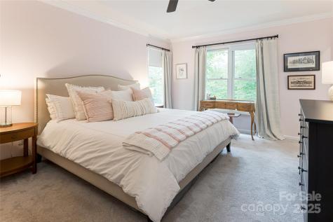 106 Goldfinch Lane Asheville NC 28803