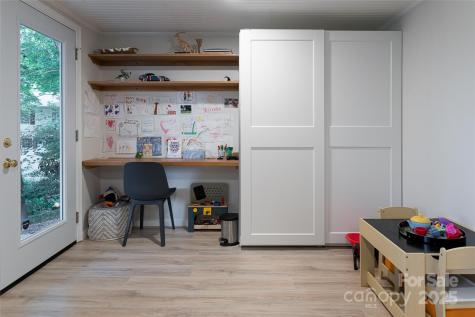 106 Goldfinch Lane Asheville NC 28803