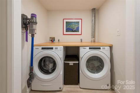 106 Goldfinch Lane Asheville NC 28803